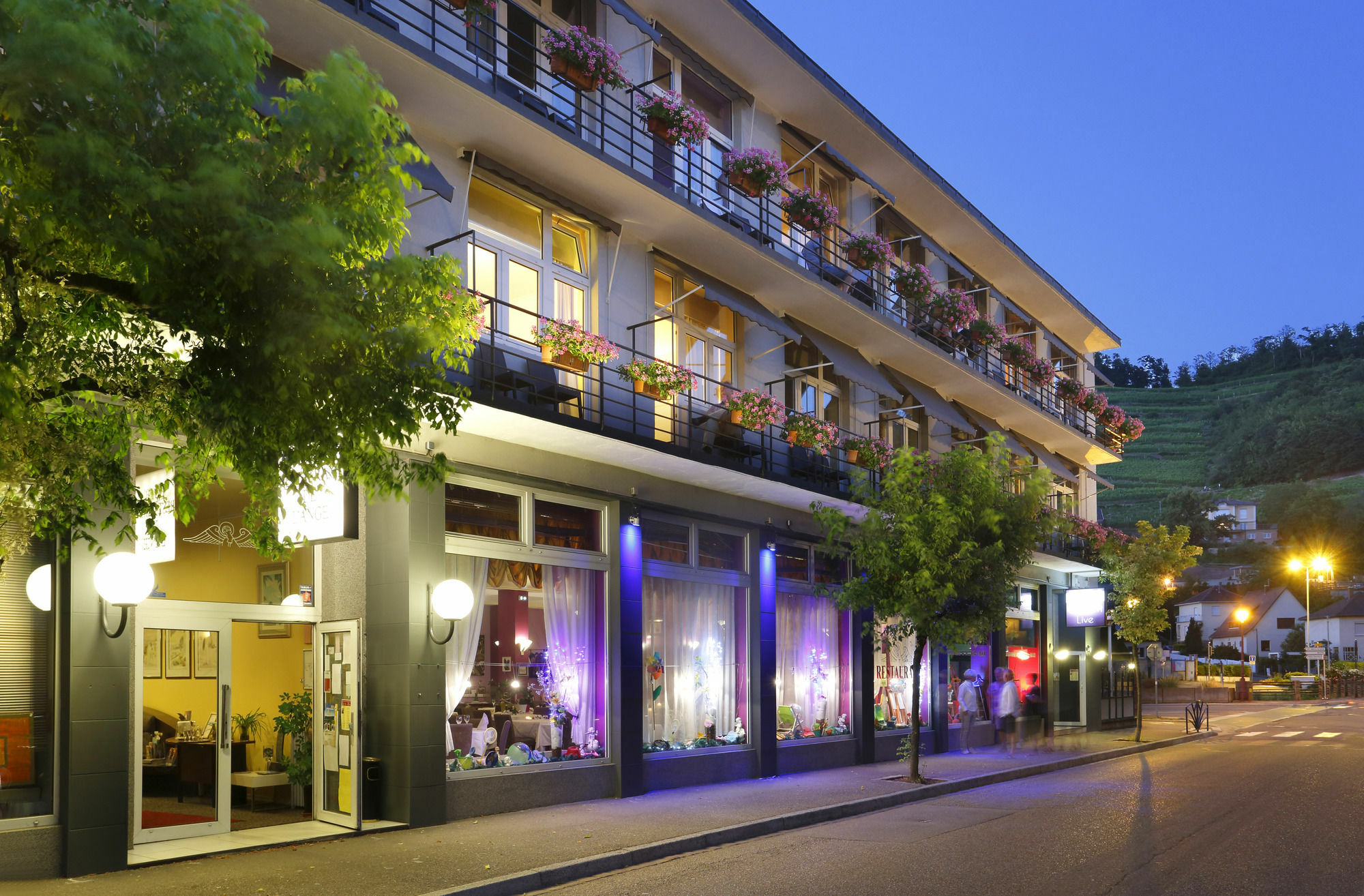 The Originals City Hotel De L Ange ゲブビレル エクステリア 写真